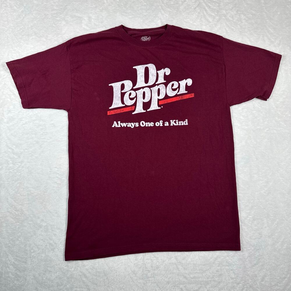 Dr. Pepper Red‎ T-Shirt Men's Large Short Sleeve Classic Logo Graphic Tee Cotton